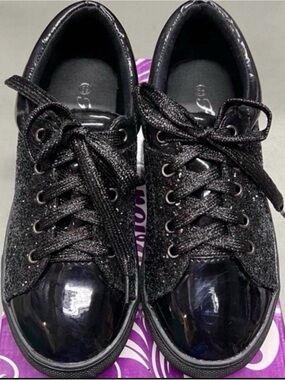 Women’s Black Glitter Lace-Up Athletic Sneakers